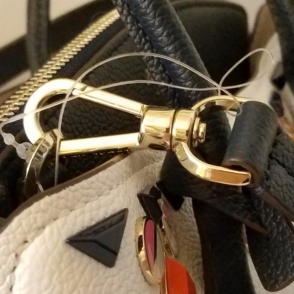 LIKE NEW KATE SPADE ♠️ NEW YORK MARGAUX SMALL - Picture 8 of 16